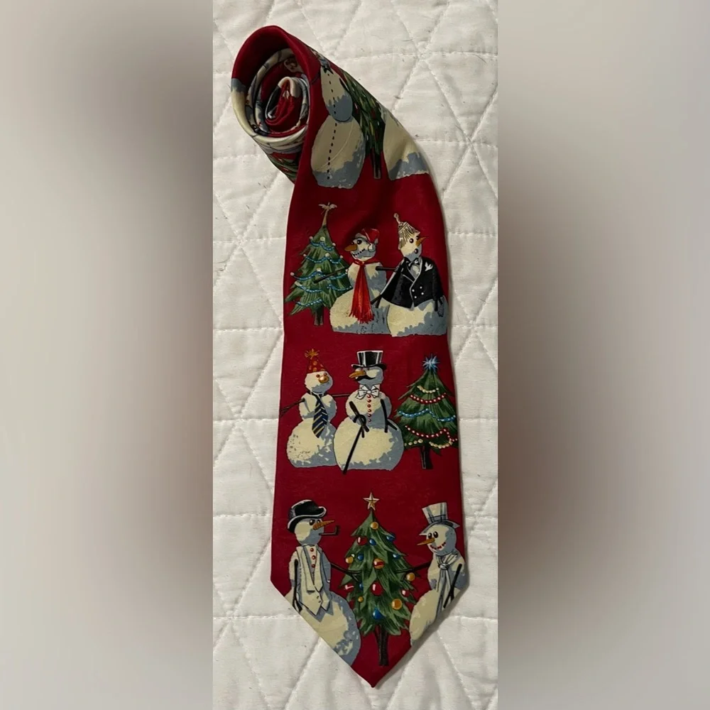Christmas necktie snowman